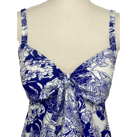 NWT Attracto Blue White Tankini Top 10 Adjustable Strap Tie Detail Floral - Picture 2 of 8